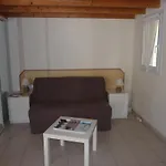 Ferienhaus Maisonnette A 600m De La Avec Piscine Et Parking Prive - Fr-1-231-295 *