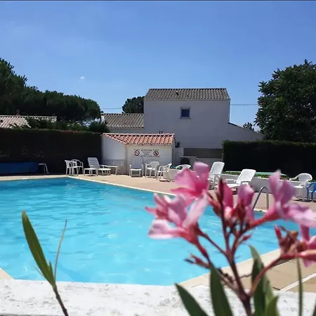 Maisonnette A 600m De La Avec Piscine Et Parking Prive - Fr-1-231-295 Prázdninový dům
