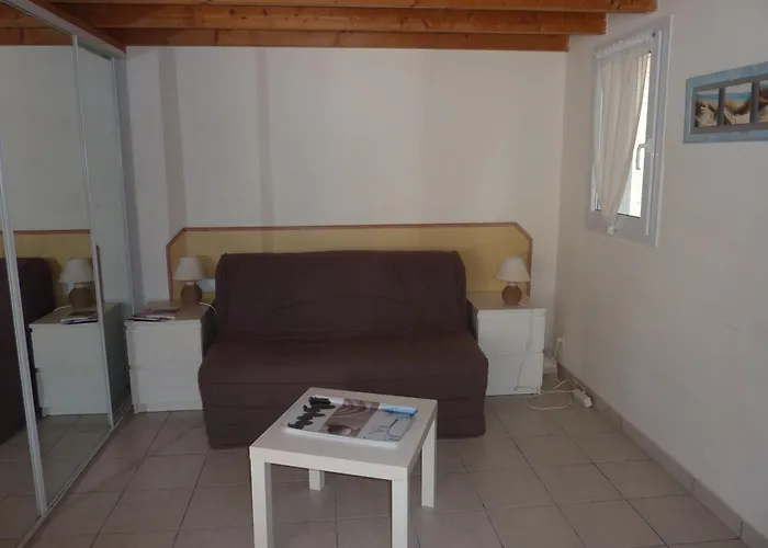 Casa vacanze Maisonnette à 600m De La Avec Piscine Et Parking Privé - Fr-1-231-295 *